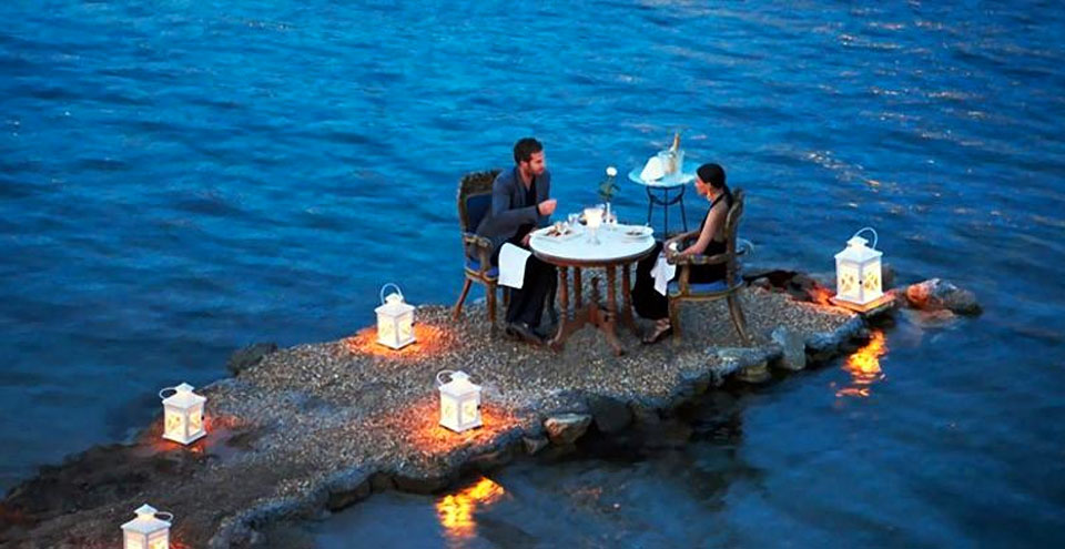 http://www.bestoftop.yolasite.com/resources/Romantic-Mykonos.jpg